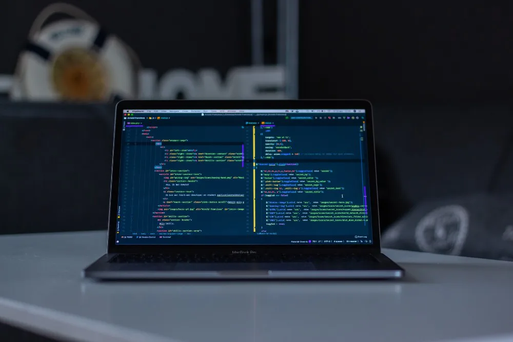 Computadora de desarrollador backend